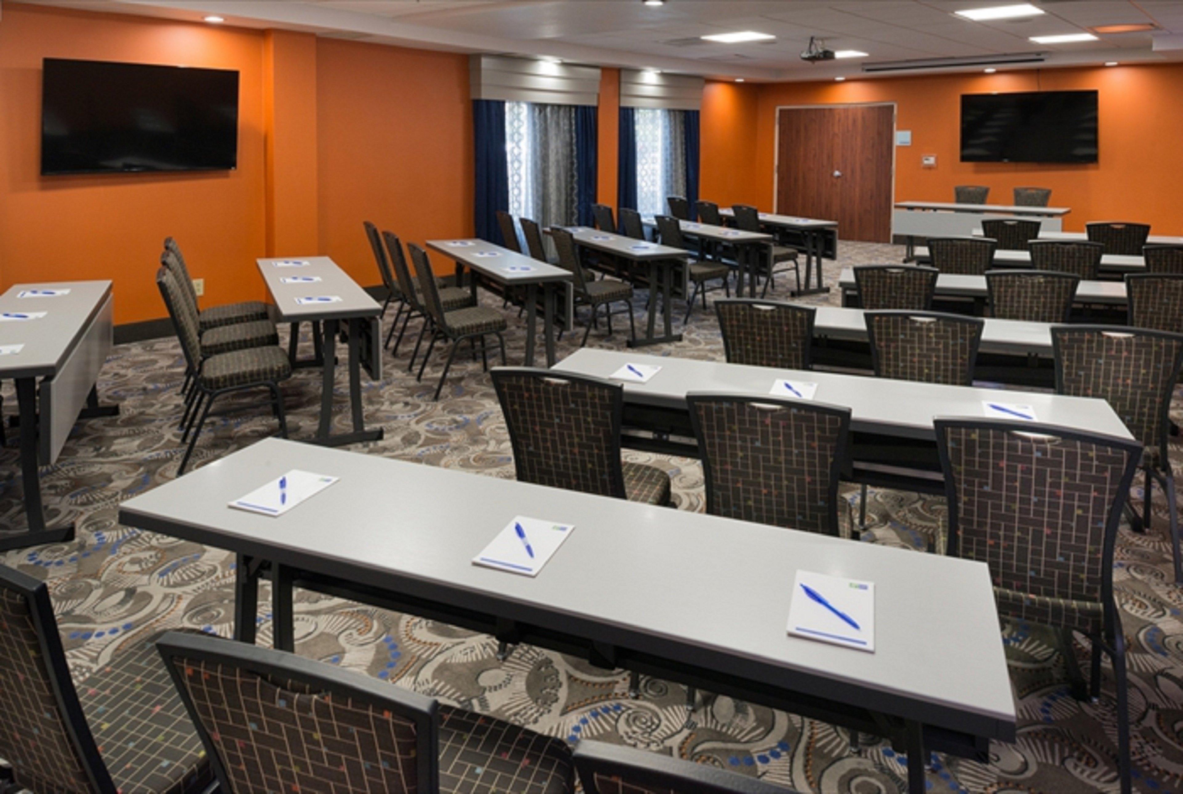 Holiday Inn Express & Suites Nashville Southeast - Antioch By Ihg Bagian luar foto